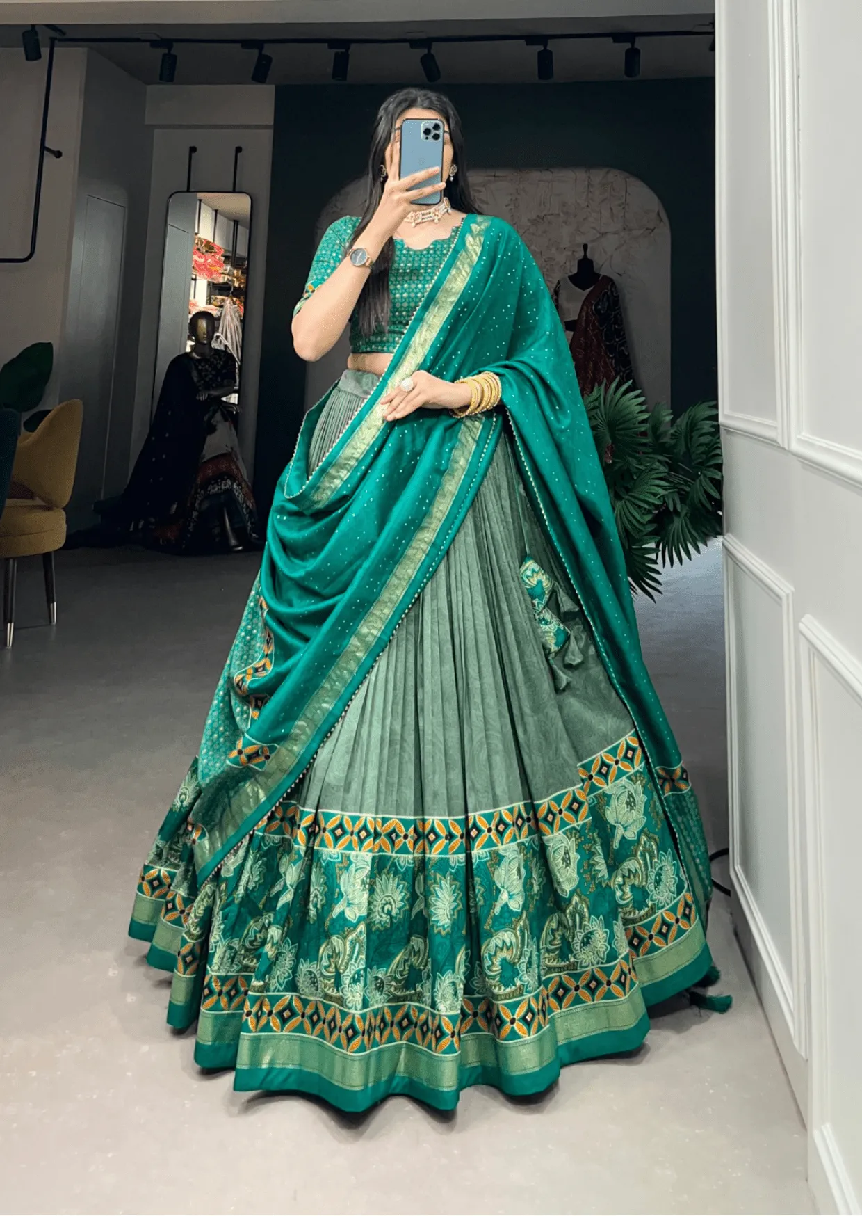 Top Lehengas